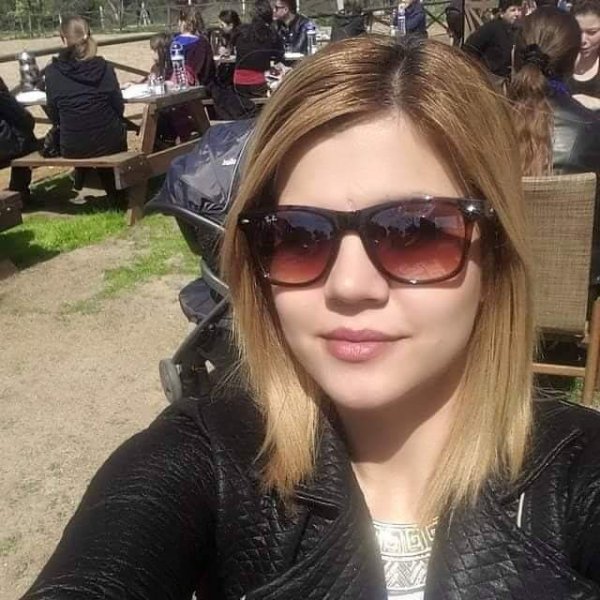 Aydın'da eşi evdeyken benzin döküp yaktı