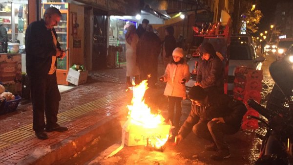 Depremin hissedildiği illerde korku hakim