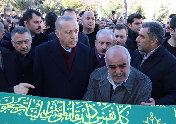 a Cumhurbaşkanı Erdoğan, depremzedelerle buluştu