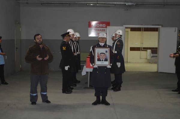 a Silahını temizlerken ateş aldı, uzman çavuş kurtarılamadı