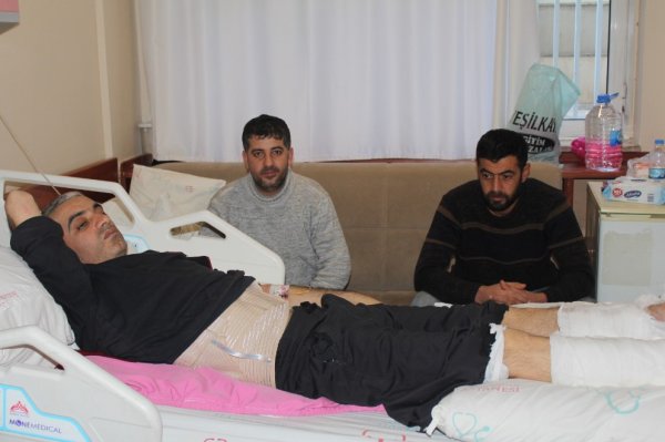 i Depremden korkan adam, belinden ve bacaklarından oldu