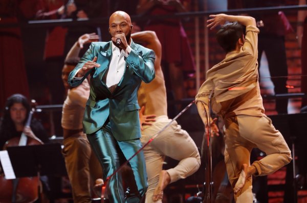 r 62. Grammy Ödülleri sahiplerini buldu