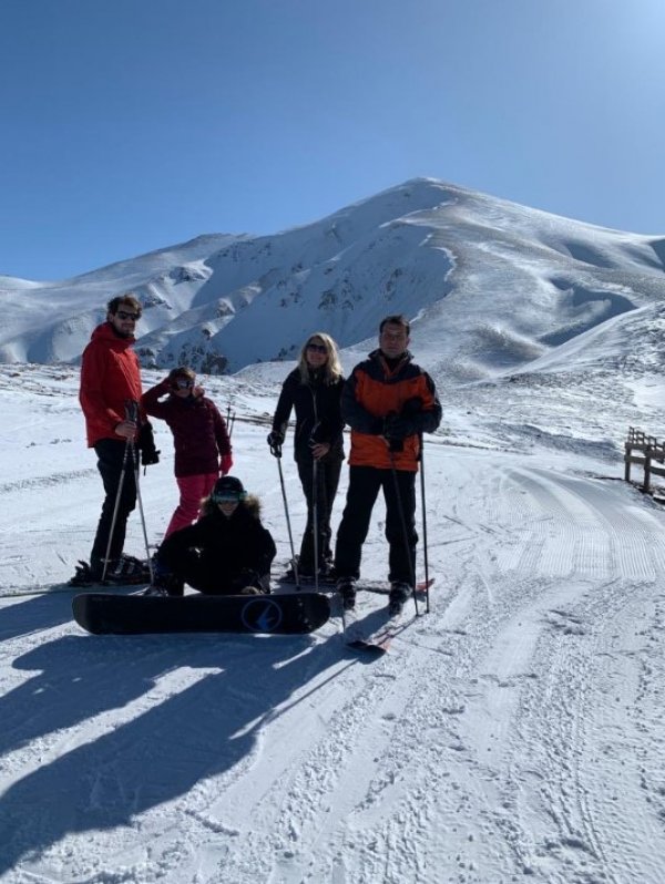 Ekrem İmamoğlu, Erzurum'da kayak yaptı