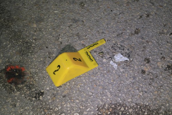 i Adana'da bir kişi 2 yeğenine sokakta kurşun yağdırdı