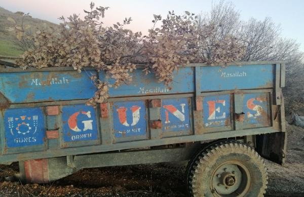 d Traktör römorkunda 250 kilo esrar ele geçirildi