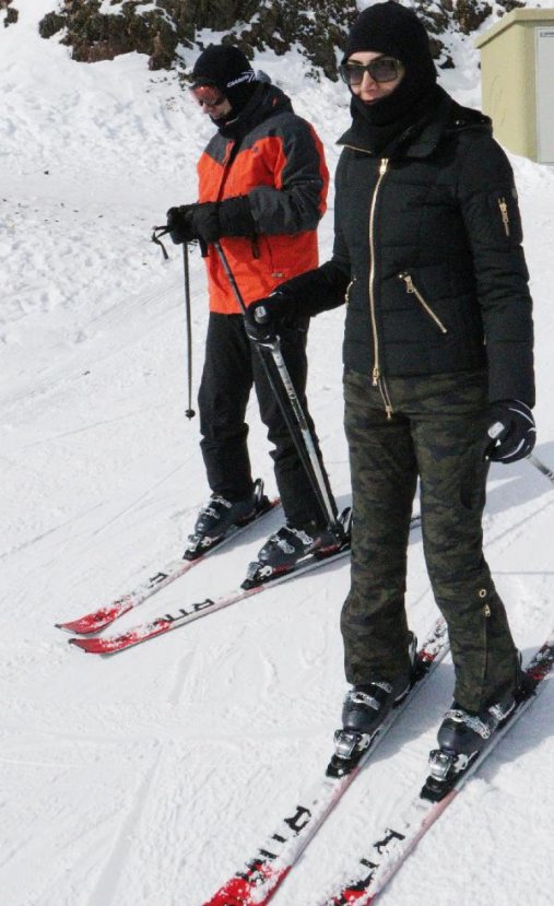 d Ekrem İmamoğlu tatil eleştirilerine yanıt verdi