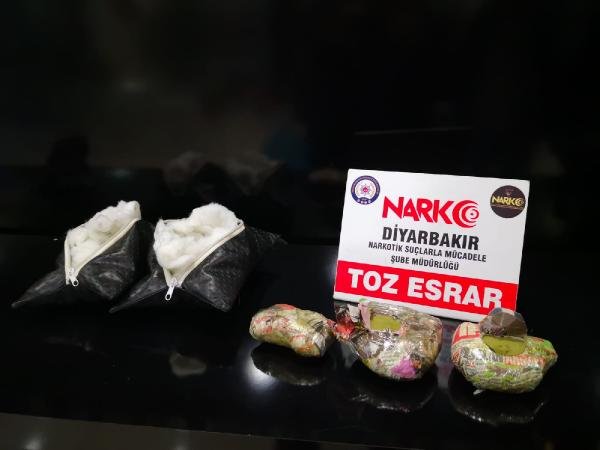 d Diyarbakır'da 116 operasyonda 933 kilogram esrar ele geçirildi