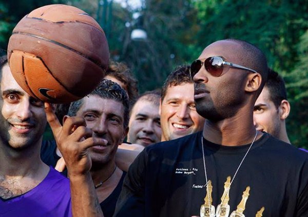 Kobe Bryant öldü. Kobe Bryant kimdir? - biyografisi Kobe Bryant öldü. Kobe Bryant kimdir? - biyografisi