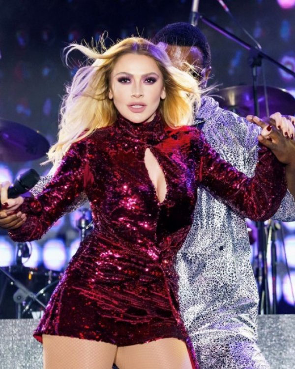 Hadise'den cesur paylaşım