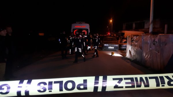 Düzce'de kanlar içerisinde bir erkek cesedi bulundu