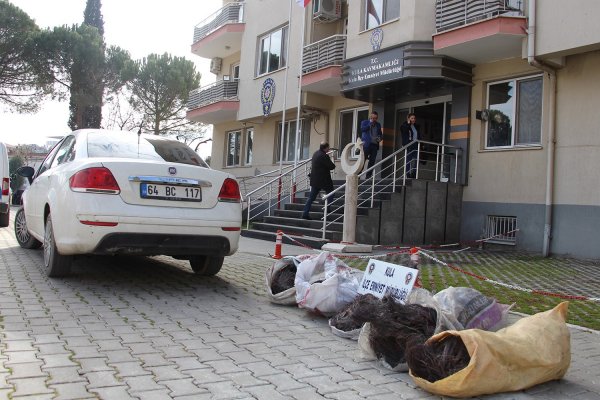 i Manisa'da kablo çalan 3 kişi tutuklandı