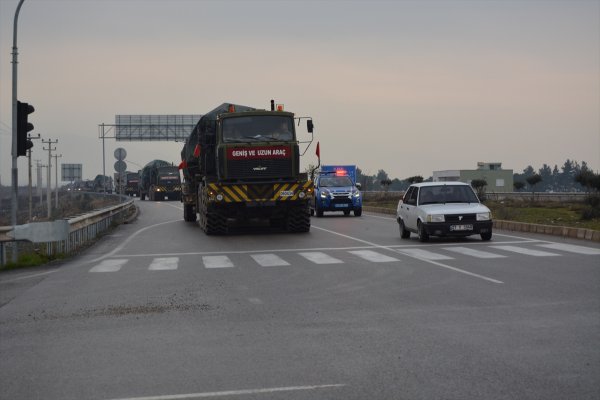 a Suriye sınırına askeri sevkiyat hız kazandı