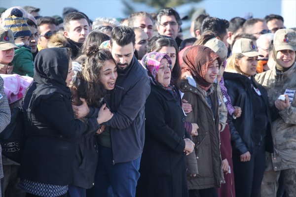 Şehitler memleketlerine uğurlandı