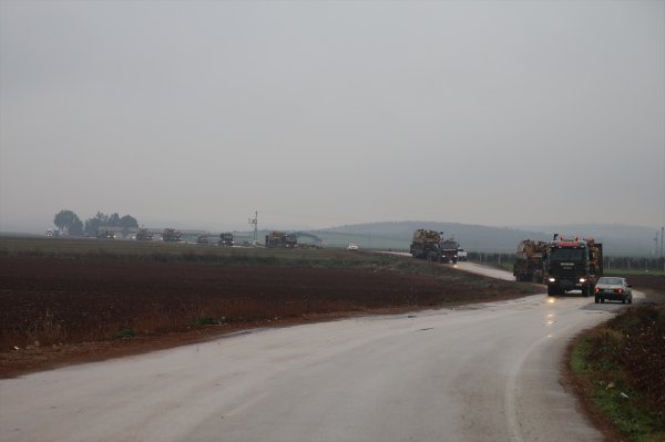 a Suriye sınırına askeri sevkiyat hız kazandı