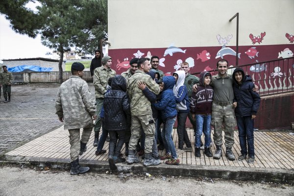 a İdlib'deki gözlem noktalarına komando takviyesi yapıldı