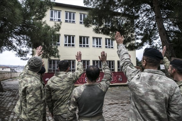 a İdlib'deki gözlem noktalarına komando takviyesi yapıldı