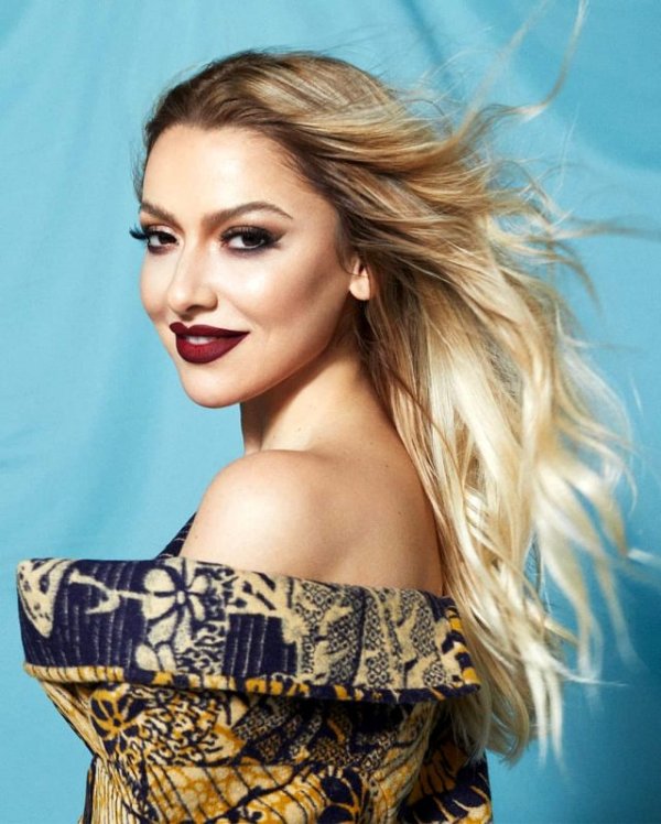 Hadise'den yeni pozlar