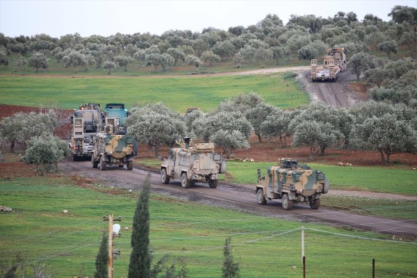 TSK'dan Suriye sınırına aralıksız sevkiyat