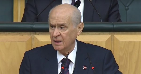 Devlet Bahçeli'nin ayakta alkışlanan sözleri