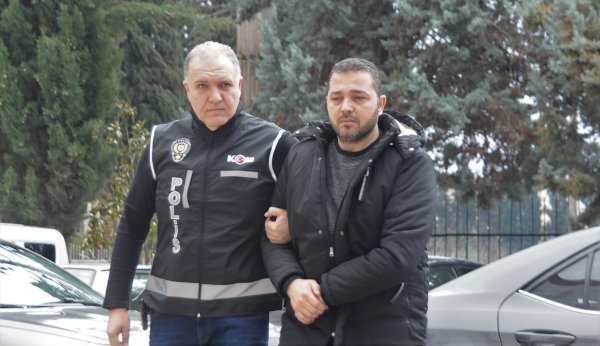 a Yalova Belediyesi'nde yolsuzluk operasyonu