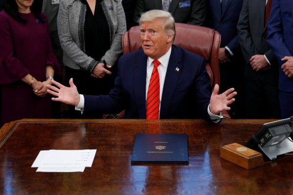 r Trump: Bloomberg ile yarışmayı tercih ederim