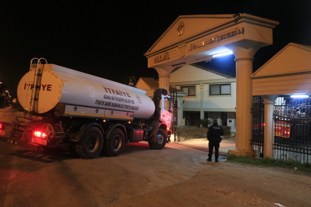 i Adana’da pamuk yağı fabrikasında yangın çıktı