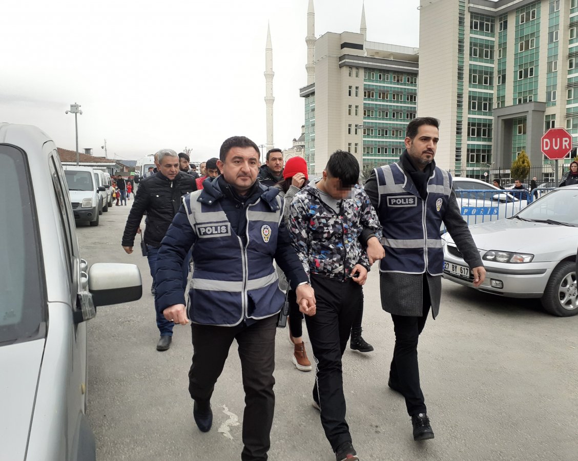 i 17 yaşındaki gencin öldürülmesine ilişkin 9 tutuklama