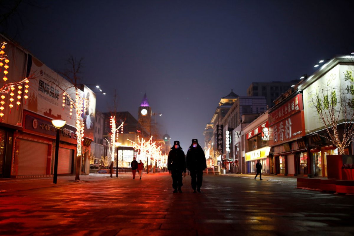 Çin'de yeni tip koronavirüs salgını hayatı felç etti