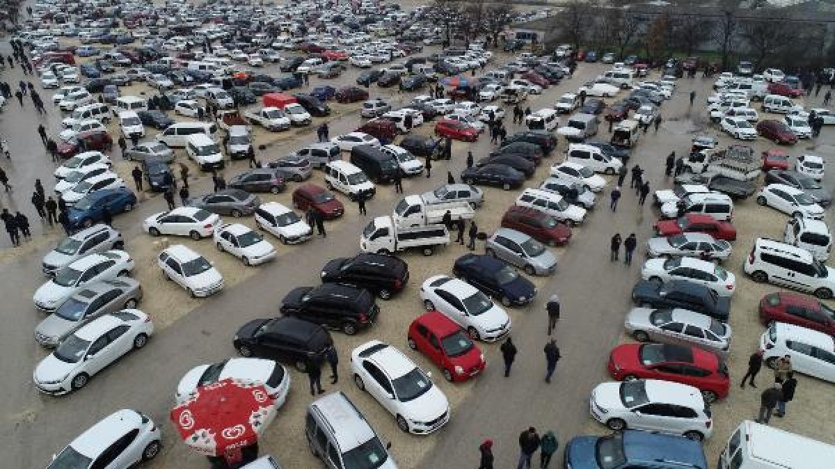 d İkinci el araçta fiyat artışının nedeni internet siteleri