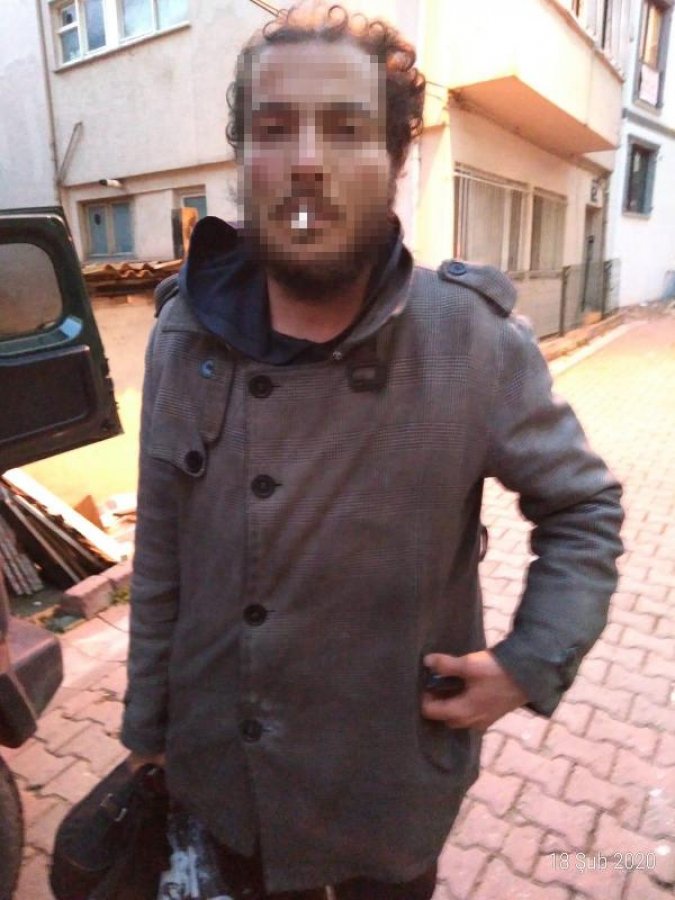 d Profesörün Adanalı eşi hırsızı etkisiz hale getirdi