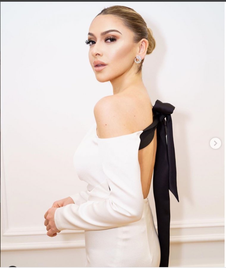 Hadise'nin 21 bin liralık şıklığı