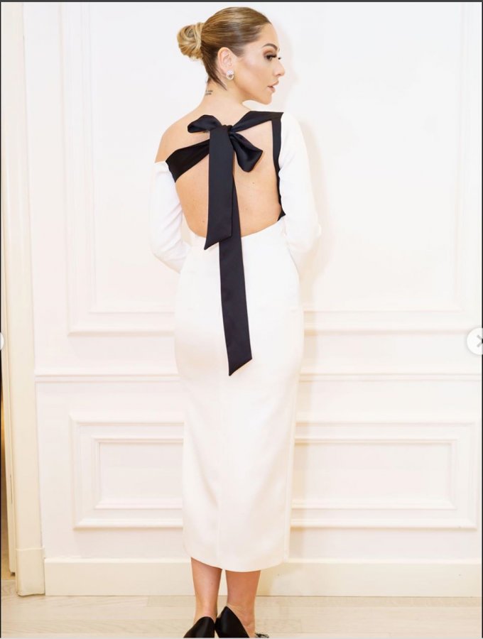 Hadise'nin 21 bin liralık şıklığı