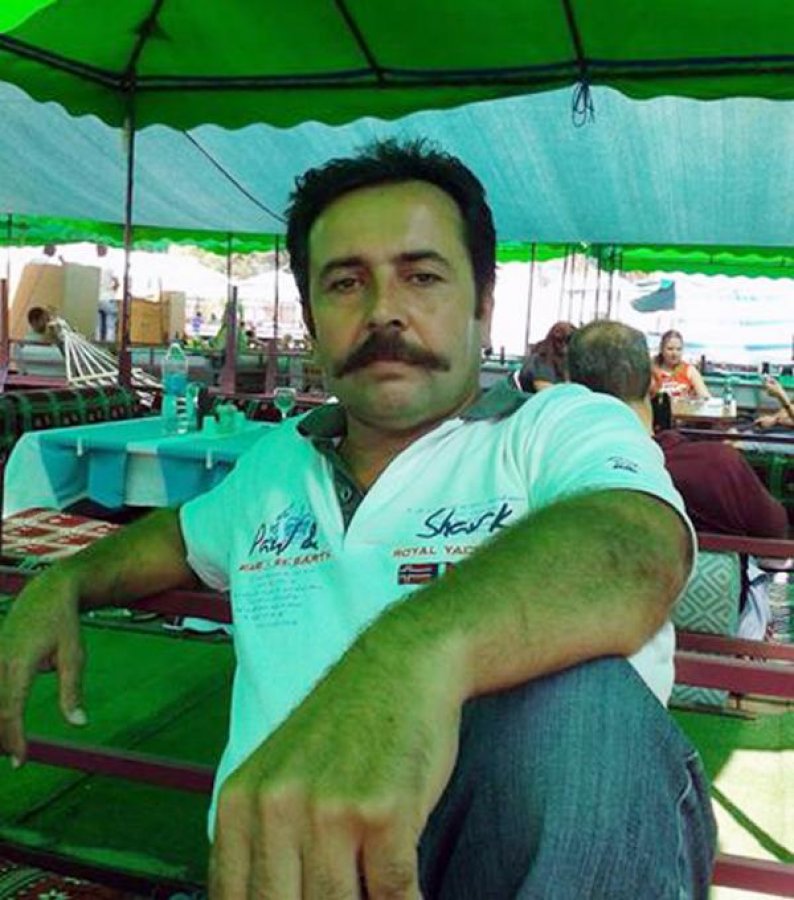 d Ölümle tehdit eden babasını öldüren çocuğa tahliye