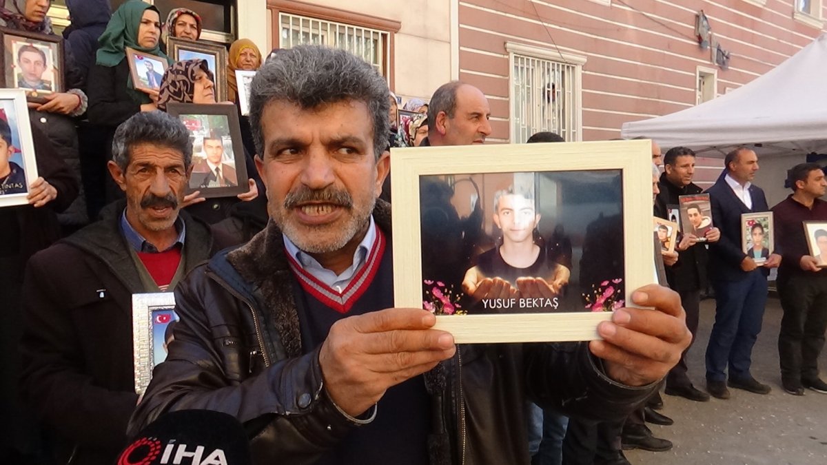 i Diyarbakır HDP binası önünde gerginlik