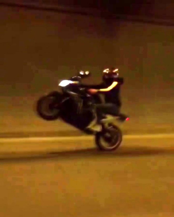 i İstanbul’da drift, makas ve tek teker terörü