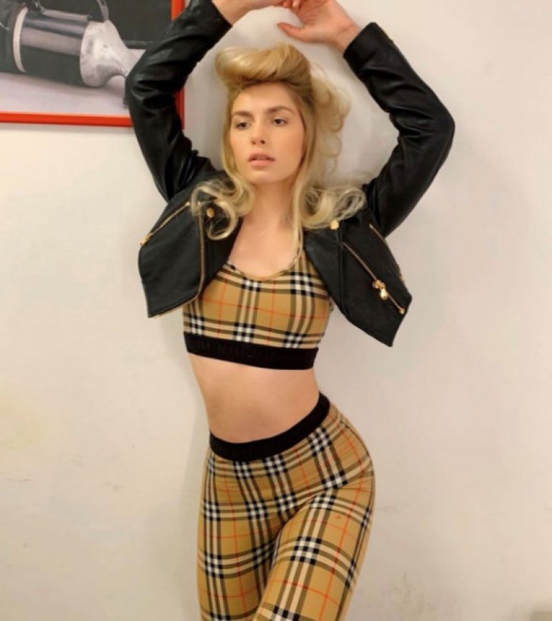 Aleyna Tilki kazandığını kıyafete yatırıyor