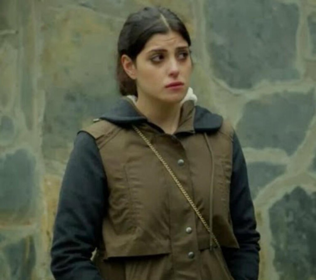 Aydan Şener kızını büyüttü