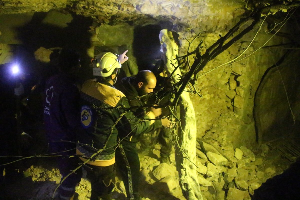 a Rejimin İdlib'e saldırılarında 3'ü çocuk, 4 sivil öldü