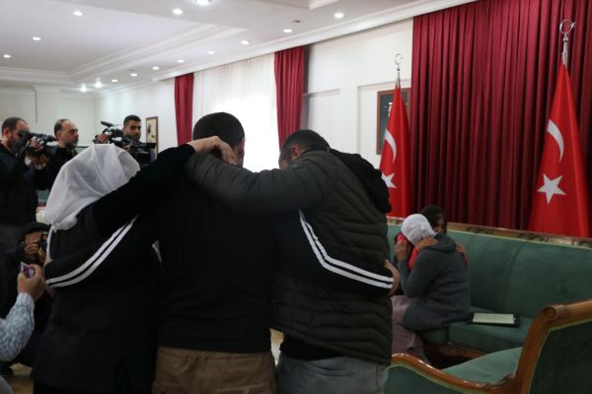 d HDP önündeki iki aile daha evladına kavuştu