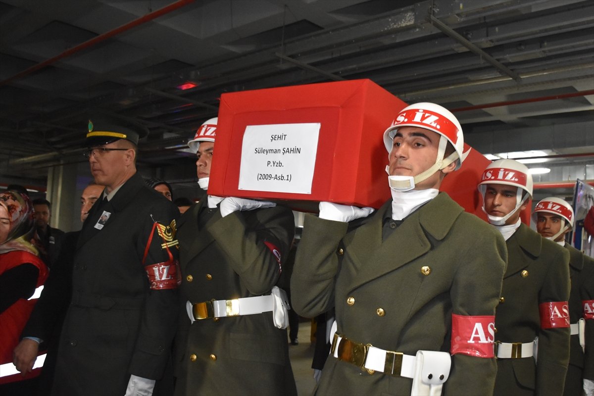 Türkiye şehitlerini uğurluyor