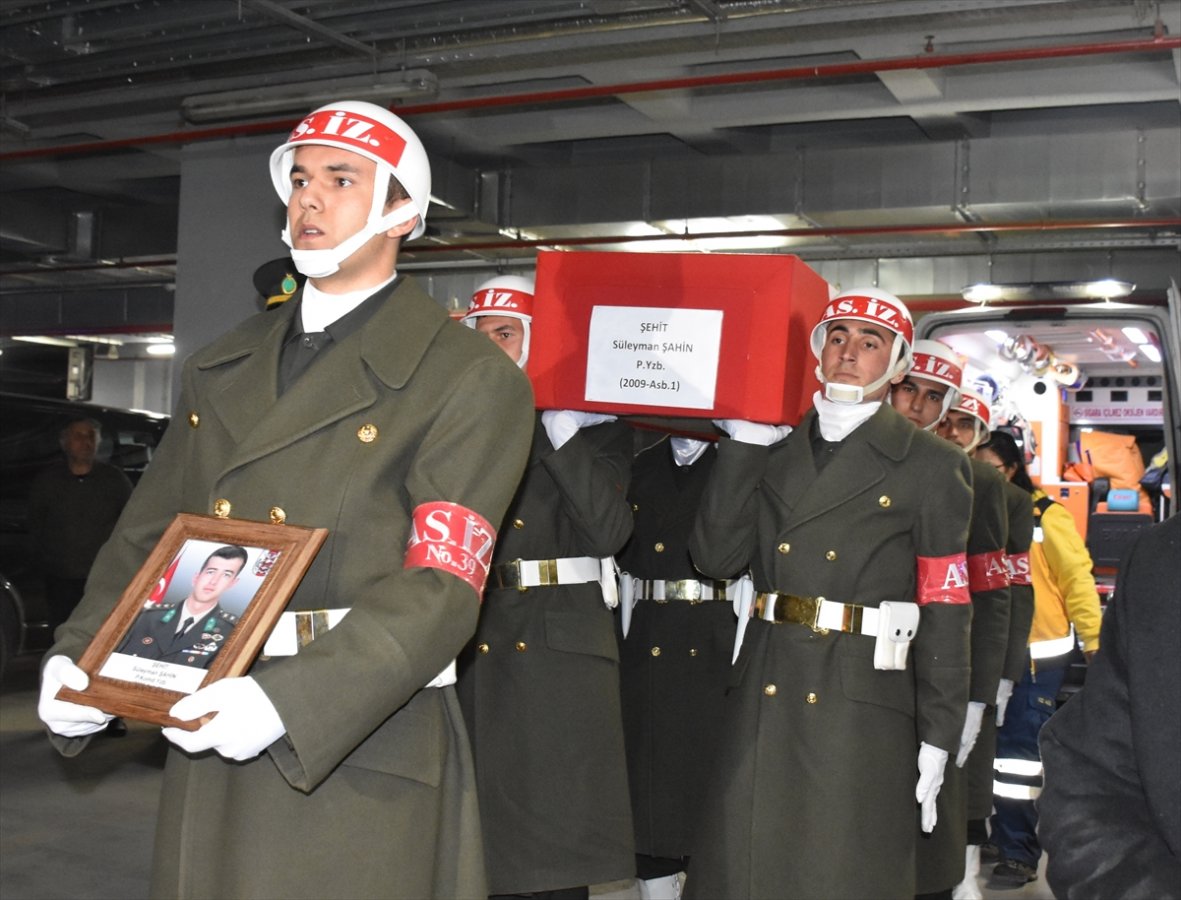 Türkiye şehitlerini uğurluyor