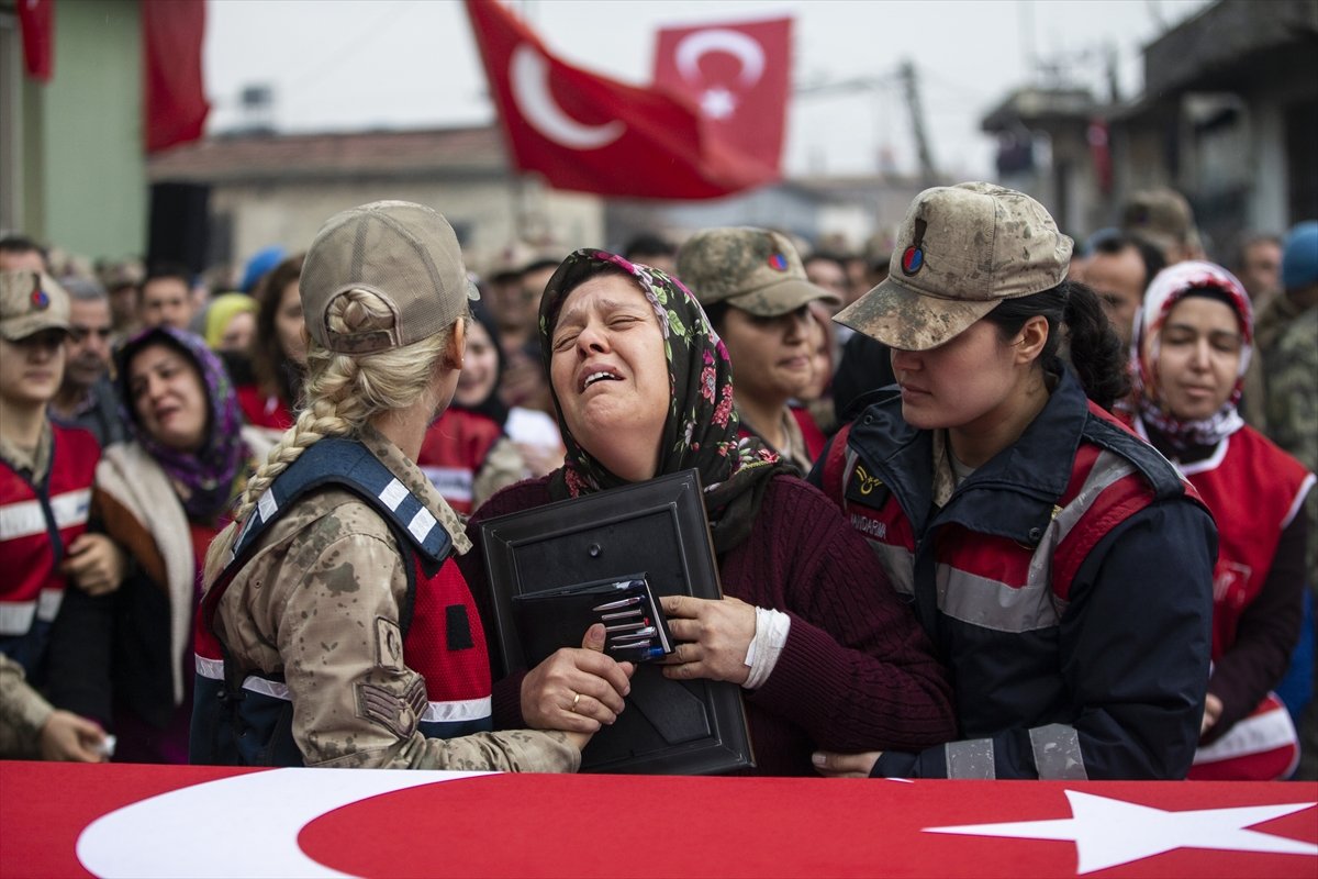 Türkiye şehitlerini uğurluyor