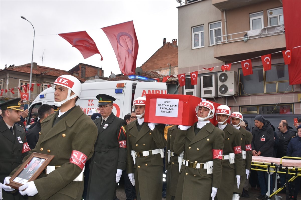 Türkiye şehitlerini uğurluyor
