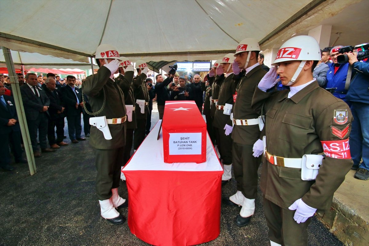 Türkiye şehitlerini uğurluyor