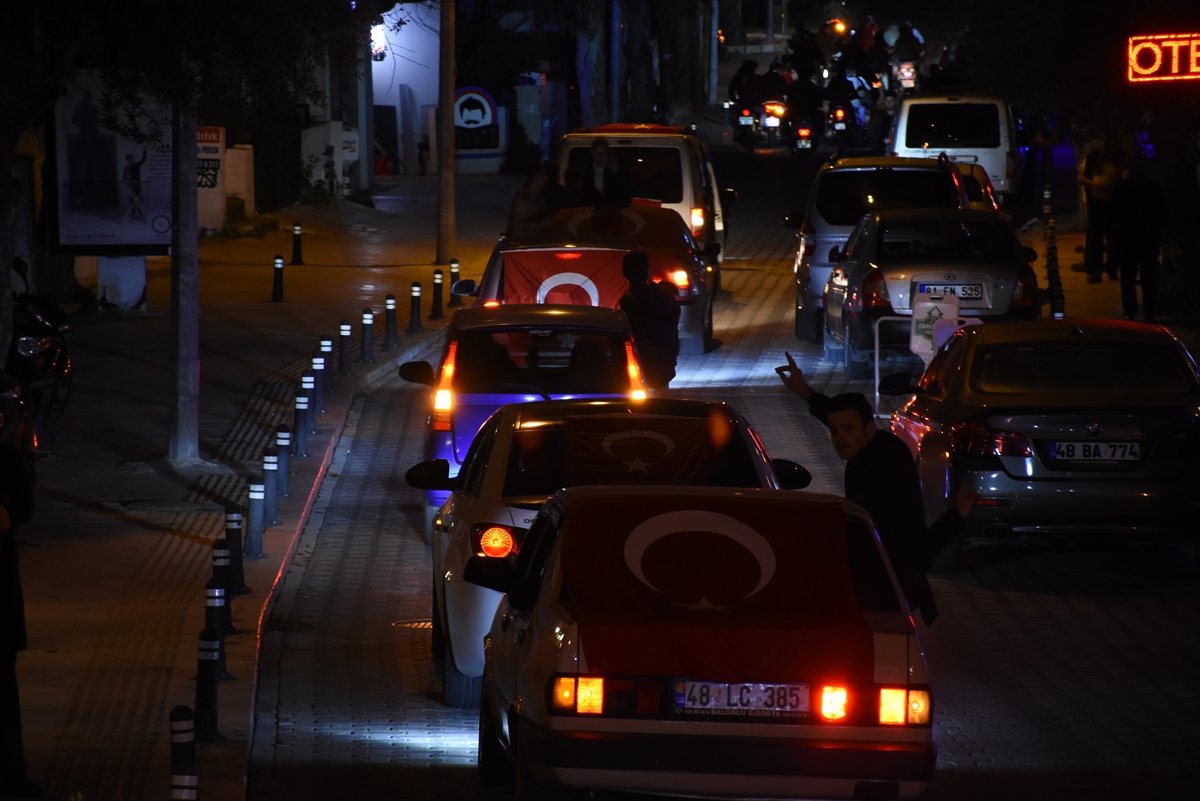 a Muğla'da Mehmetçiğe destek konvoyu