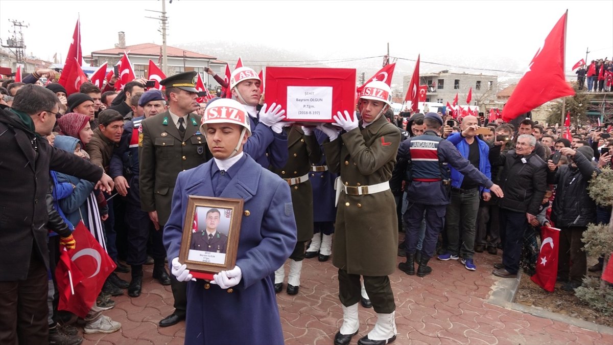 Türkiye şehitlerini uğurluyor