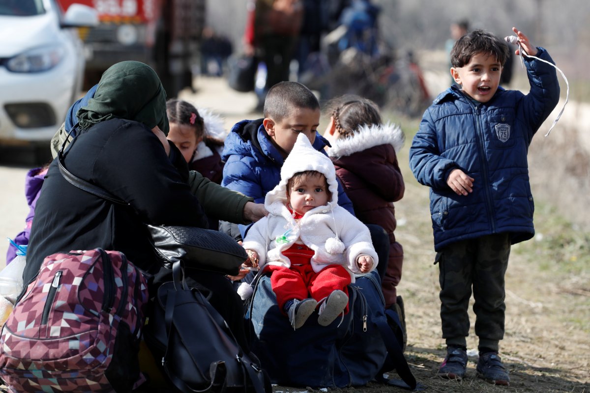 Sınıra göçmen akını devam ediyor