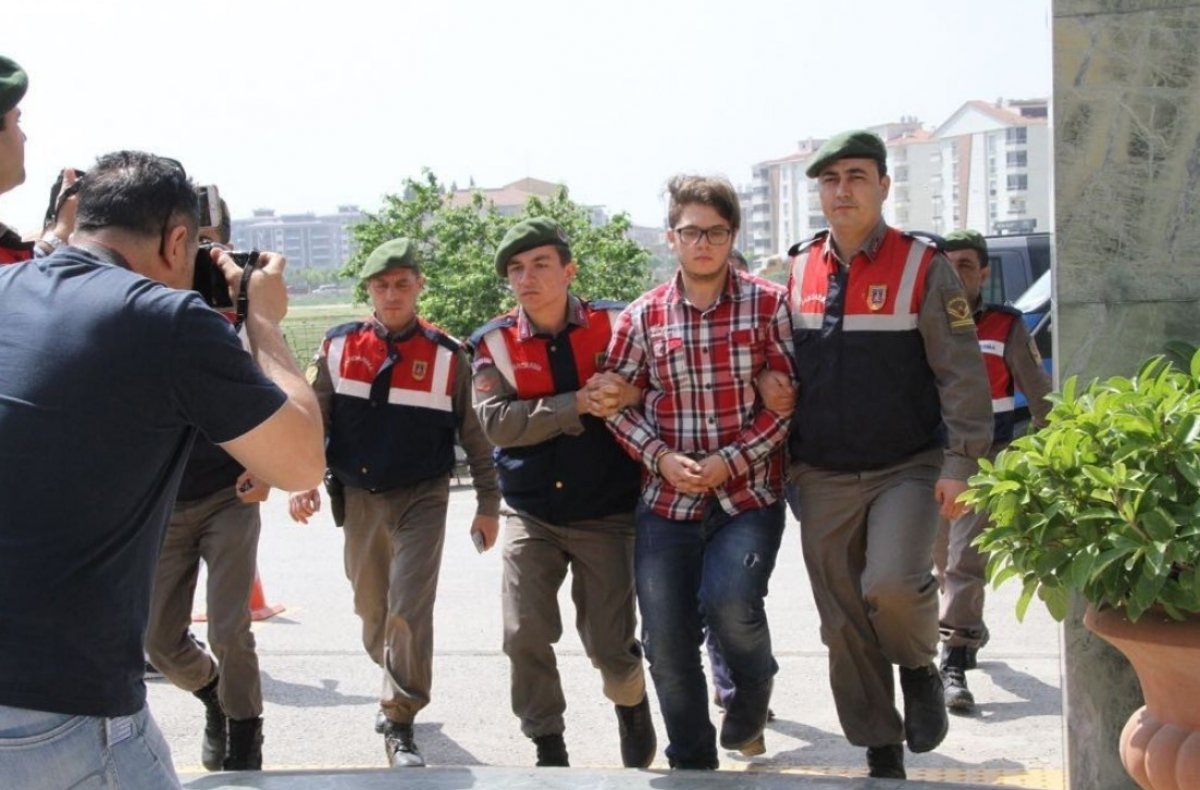 İzmir'de babasını öldürüp yakan oğlu, 22 yıl ceza aldı