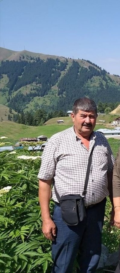 İzmir'de devrilen traktörün altına kalan bir kişi öldü