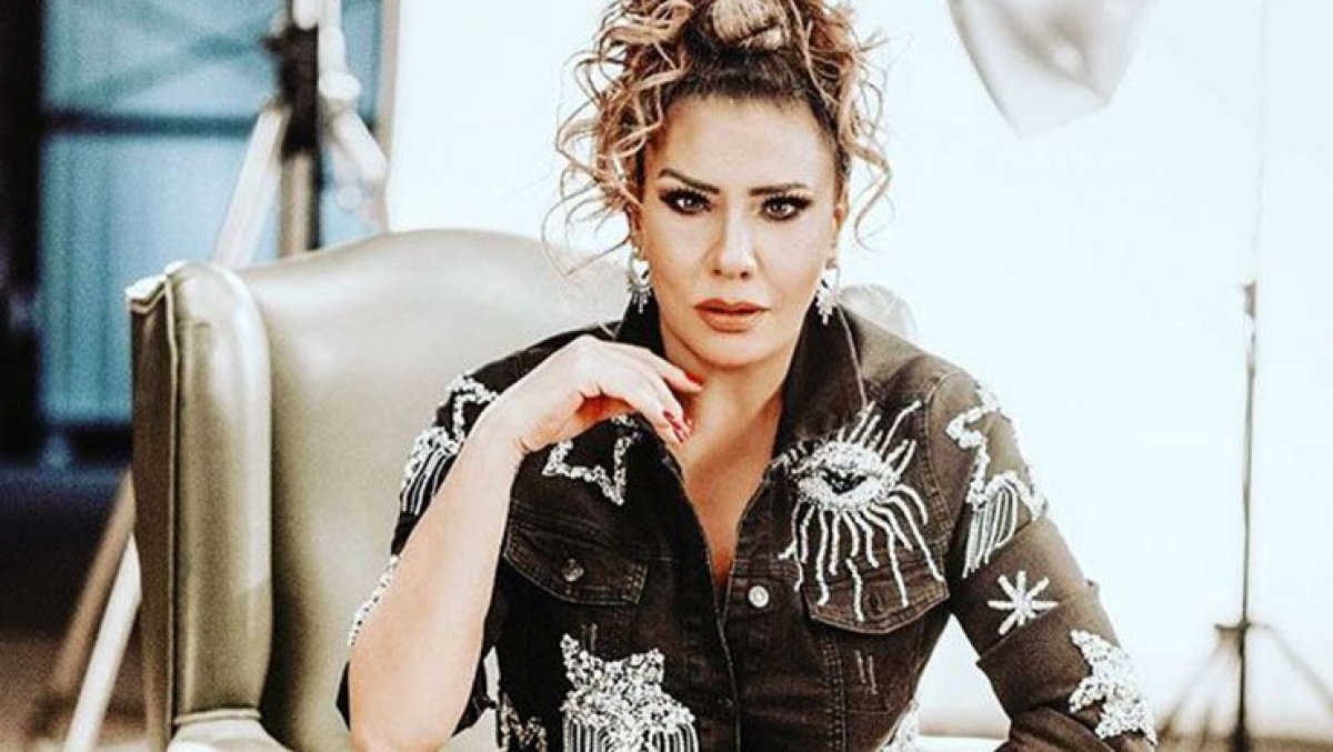 Işın Karaca: Gülmeye utanıyorum